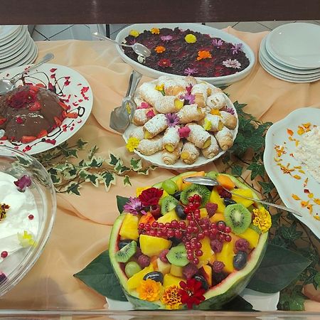 Hotel Morfeo - Young People Hotels (Adults Only) Rimini Ngoại thất bức ảnh