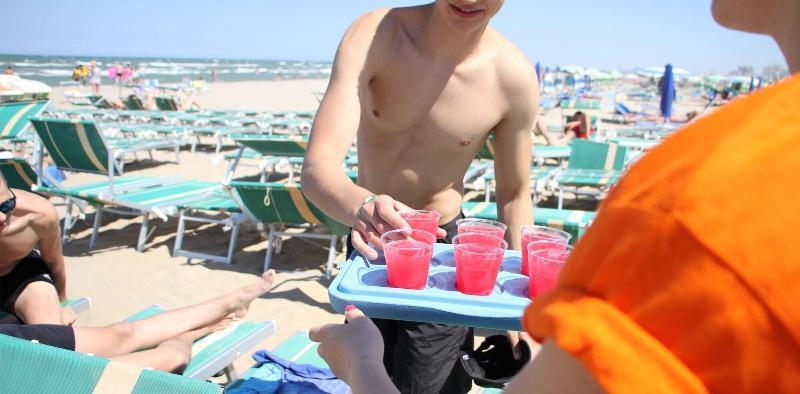Hotel Morfeo - Young People Hotels (Adults Only) Rimini Ngoại thất bức ảnh