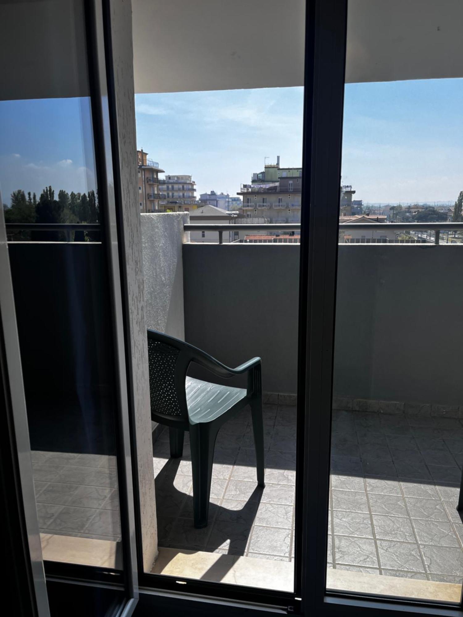 Hotel Morfeo - Young People Hotels (Adults Only) Rimini Ngoại thất bức ảnh