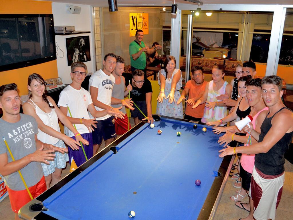 Hotel Morfeo - Young People Hotels (Adults Only) Rimini Ngoại thất bức ảnh