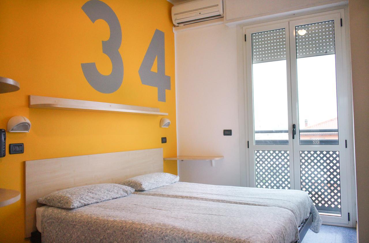 Hotel Morfeo - Young People Hotels (Adults Only) Rimini Ngoại thất bức ảnh